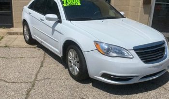 
									2011 CHRYSLER 200 LX4DR SEDAN full								