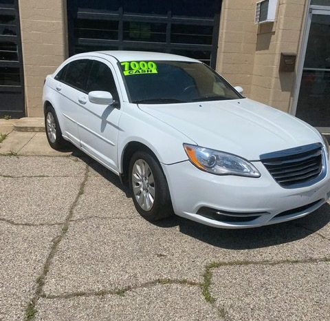 
								2011 CHRYSLER 200 LX4DR SEDAN full									