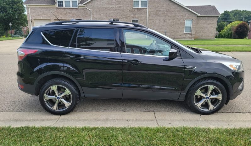 
								2017 Ford Escape full									