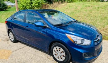 
									2015 HYUNDAI ACCENT full								