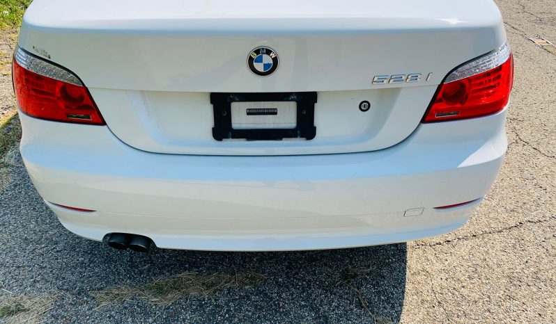 
								2010 BMW 5 SERIES full									