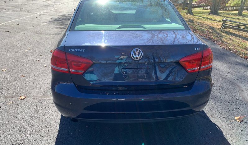 
								2015 VOLKSWAGEN PASSAT full									