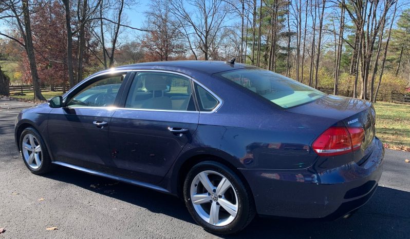 
								2015 VOLKSWAGEN PASSAT full									