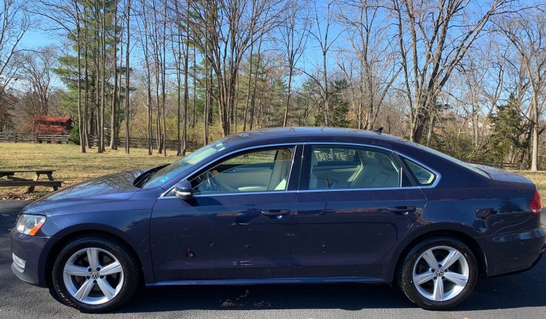 
								2015 VOLKSWAGEN PASSAT full									