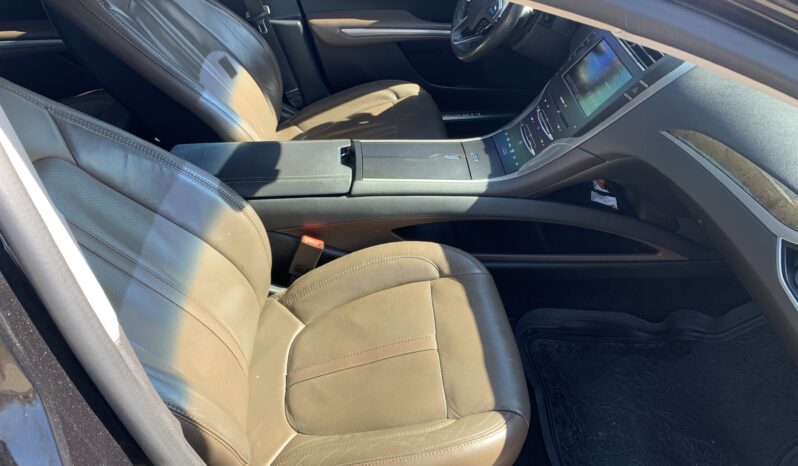 
								2014 Lincoln MKZ full									