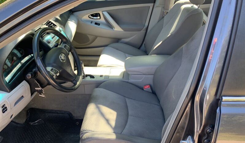 
								2010 TOYOTA CAMRY full									