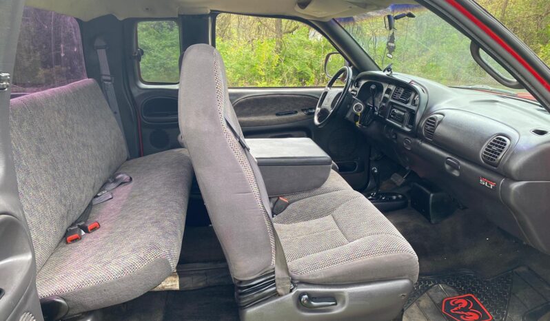 
								2001 DODGE RAM 1500 full									